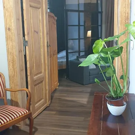 Apartament Wysoka Brama 1/4 *